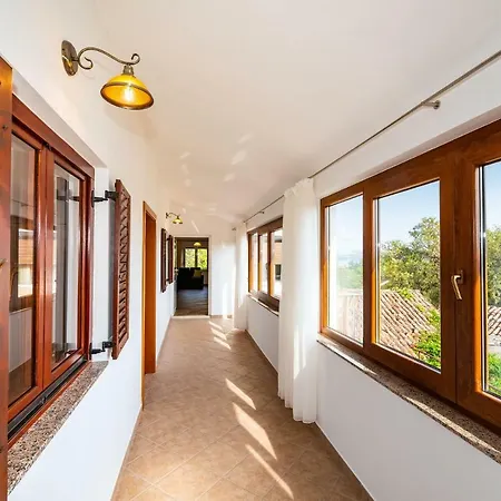 Apartment Adam Starigrad Paklenica