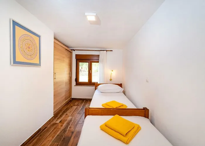 Apartamento Adam Starigrad Paklenica