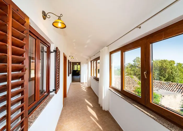 Apartamento Adam Starigrad Paklenica